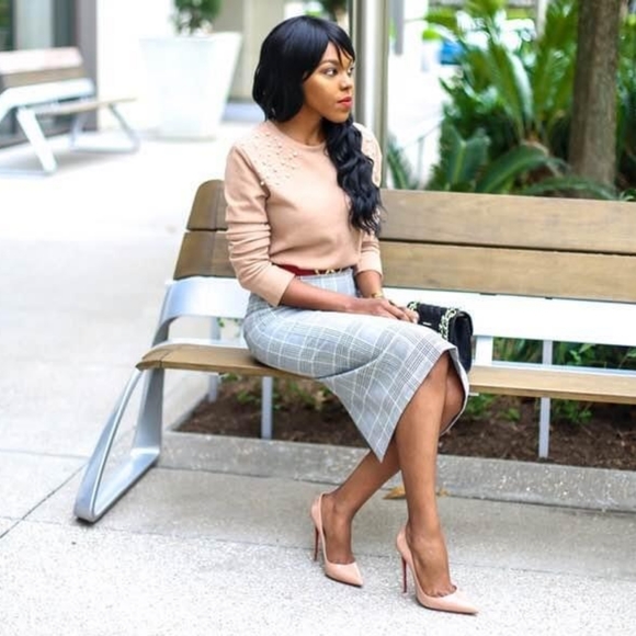 NUDE Christian Louboutin Pumps - Picture 9 of 9